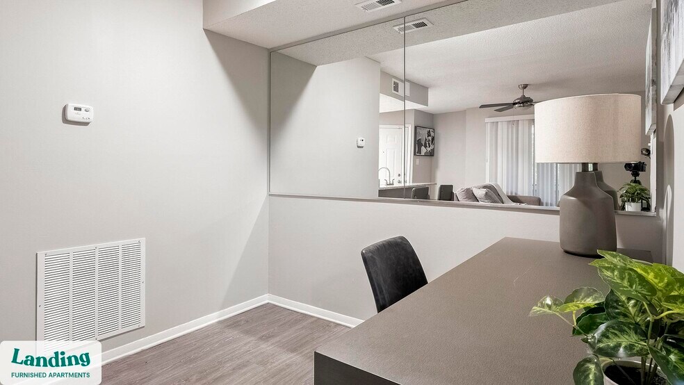 Building Photo - 934 Garden Walk Blvd