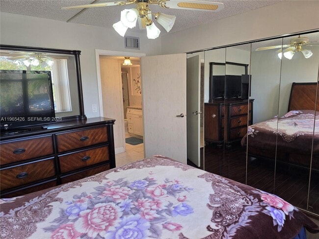 Building Photo - 3771 Environ Blvd