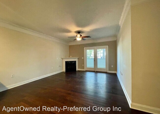Building Photo - 3 br, 2 bath House - 1025 Riverland Woods ...
