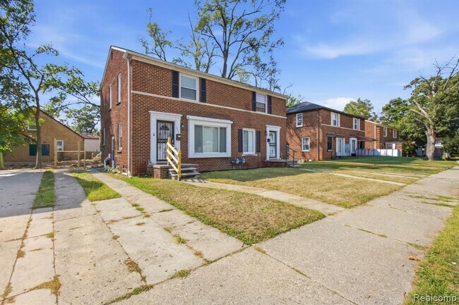 Building Photo - 10517 Curtis St