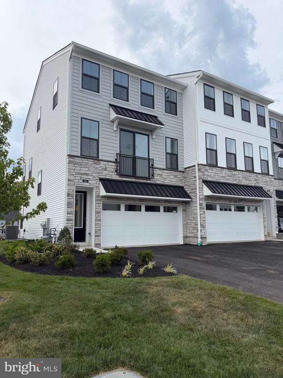 Building Photo - 111 Brianna Ct
