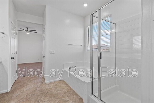 Building Photo - 3263 S Miller Dr