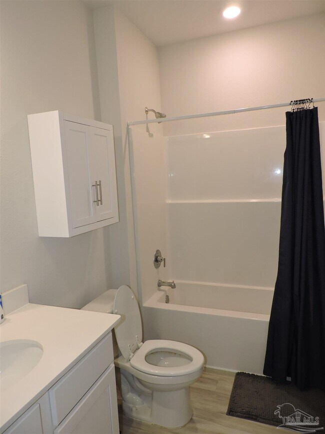 Building Photo - 5851 Sargassum Ln