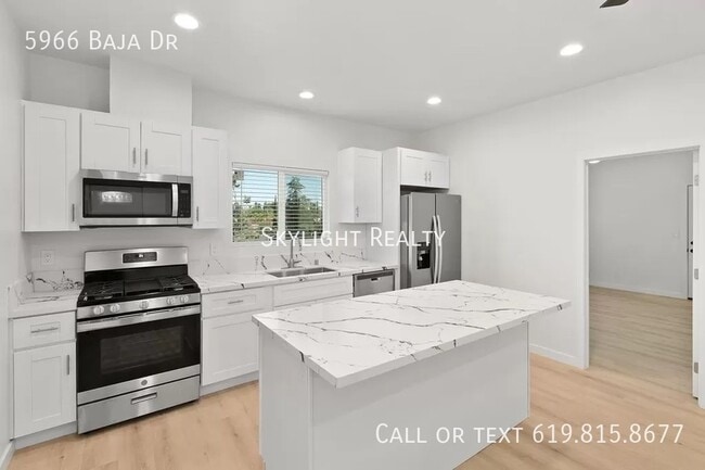 Building Photo - 5966 Baja Dr