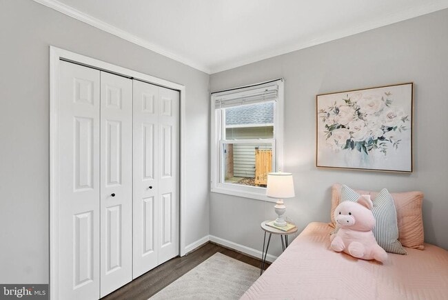 Building Photo - 5716 Crawford Dr