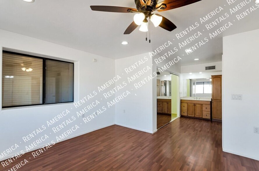 Building Photo - 4165 E Frankfort Stravenue