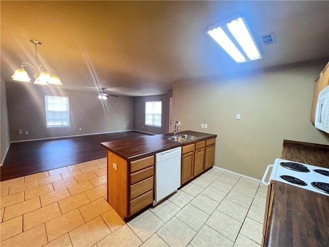 Building Photo - 1059 Terry Ln