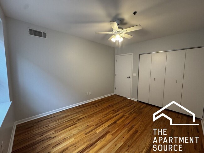 Building Photo - 1337 W Fargo Ave