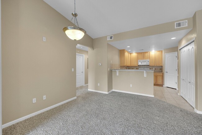 Building Photo - $1,795.00, 1- 1-bedroom, 1-bathroom Condo ...