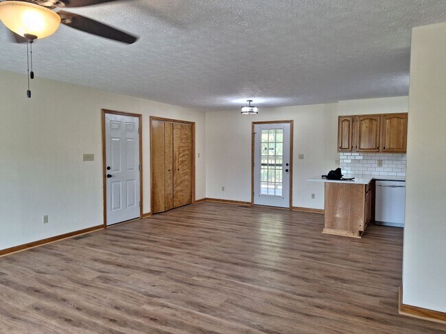 Building Photo - 415 Abner Cruze Rd