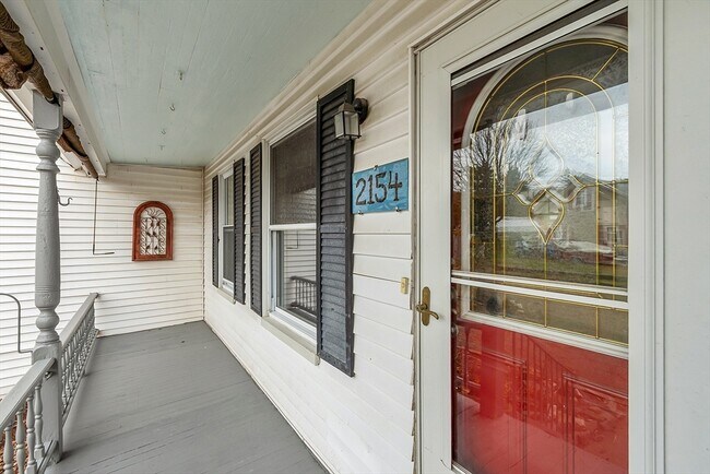 Building Photo - 2154 Main St