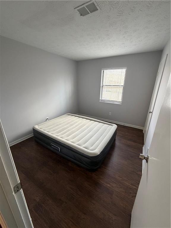 Building Photo - 5285 Mainstreet Park Dr