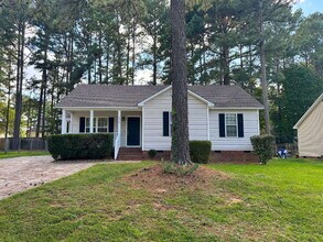 Building Photo - Cozy Three Bedroom Home in Knightdale!