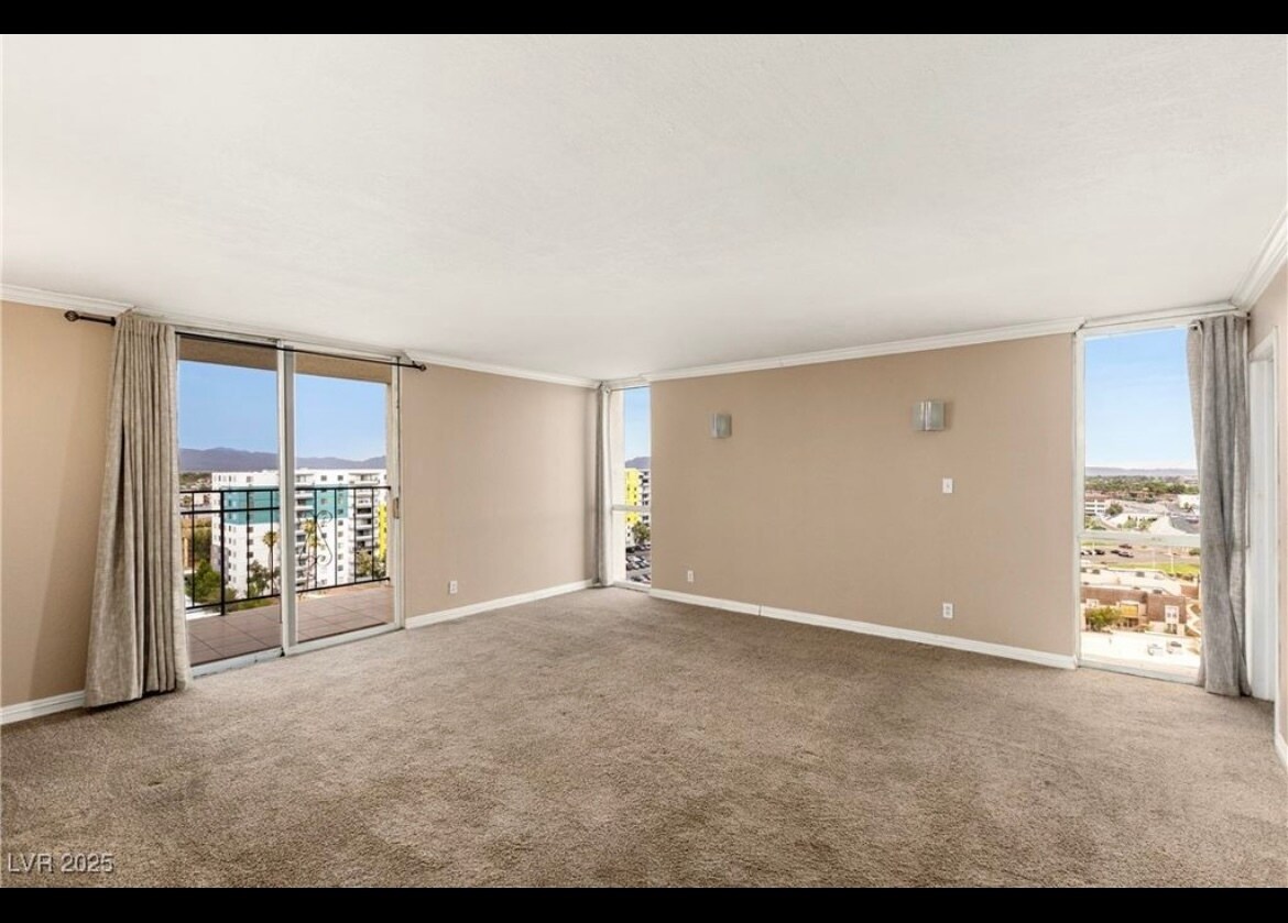 Building Photo - 3930 University Center Dr
