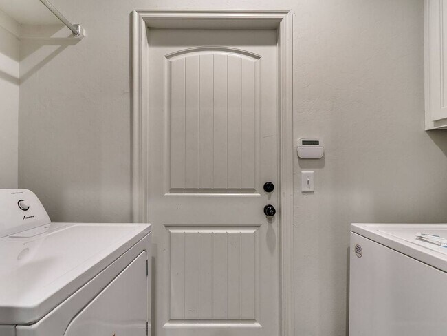 Building Photo - 436 Chalk Hill Ct