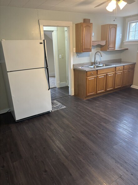 Building Photo - 113 Mariemont Ave