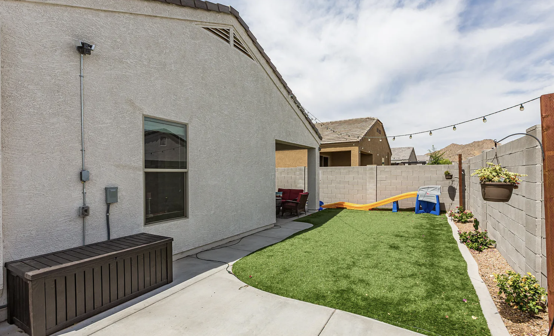 Building Photo - 4012 W Maggie Dr