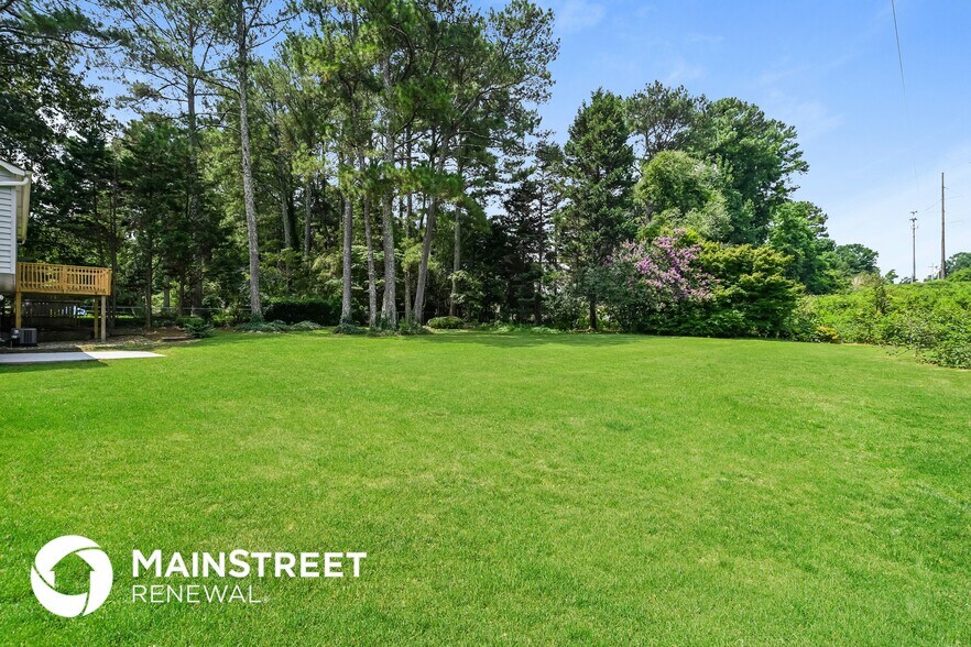 Building Photo - 2807 Cherokee Cove SW