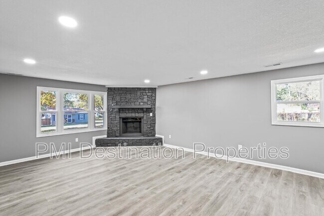 Building Photo - 5513 Hardy Ave