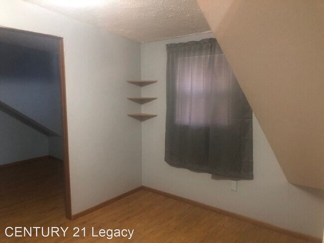 Building Photo - 3 br, 2 bath House - 1131 Friendship Way