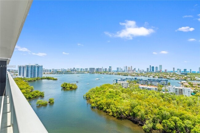 Building Photo - 16385 Biscayne Blvd