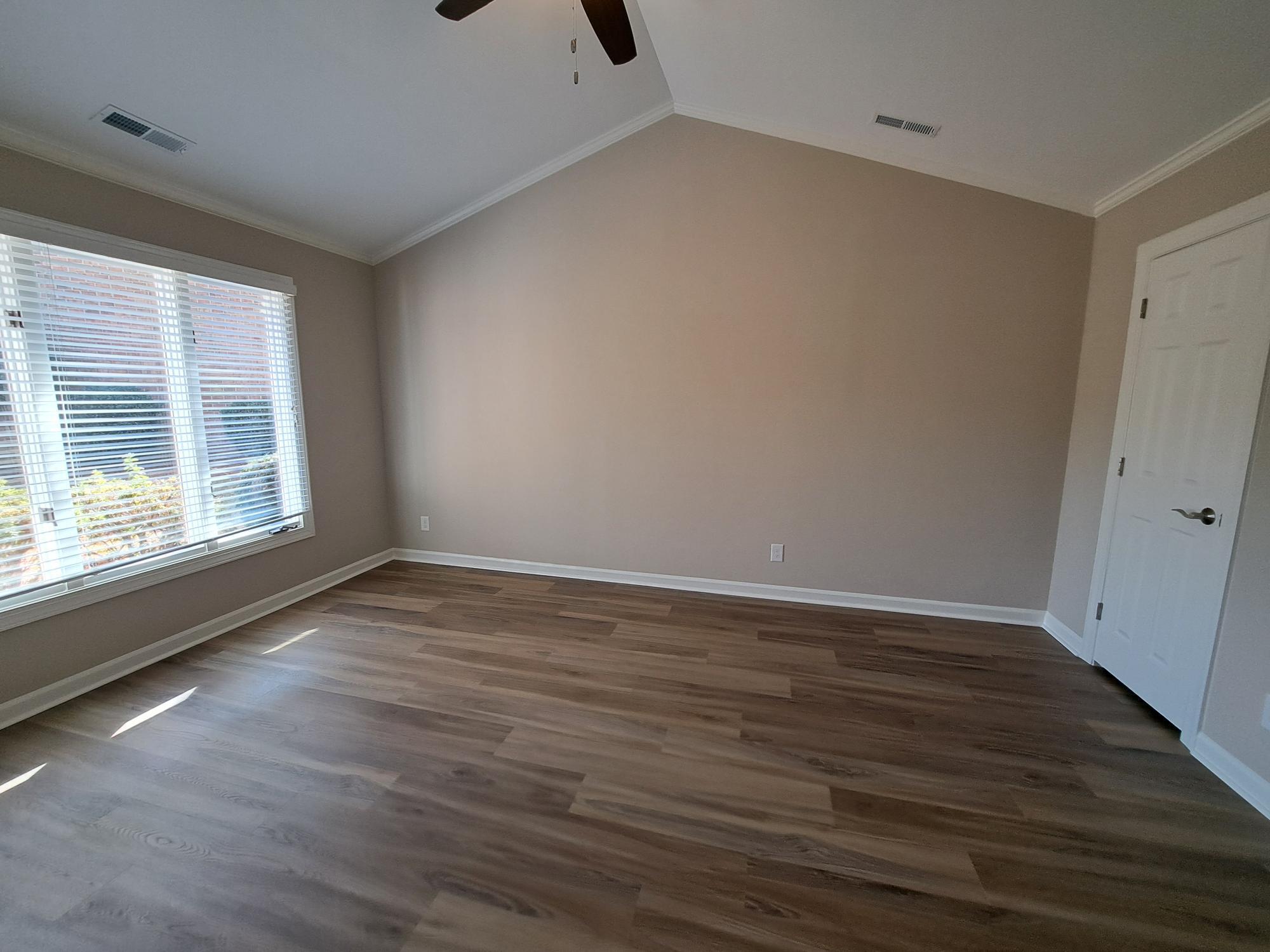 Building Photo - 616 Croston Dr