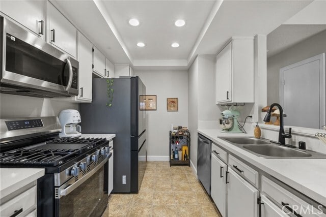 Building Photo - 2019 Covington Ave