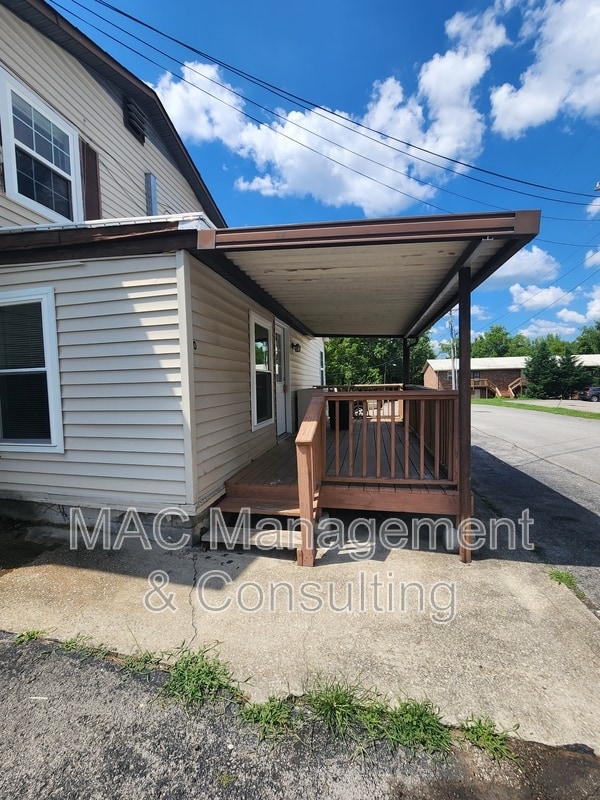 Building Photo - 1319 Autumn Ave