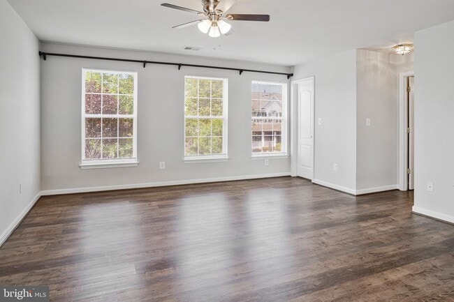 Building Photo - 20460 Charter Oak Dr