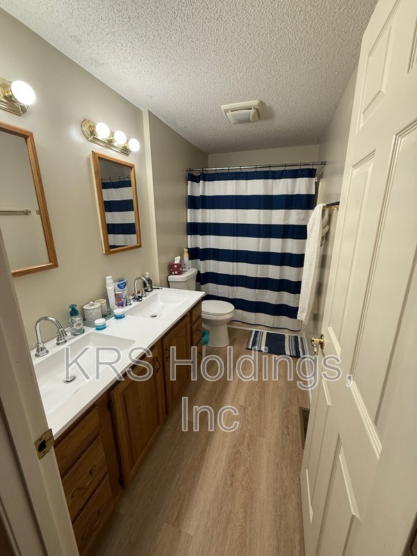 Building Photo - 129 Cindie Ln