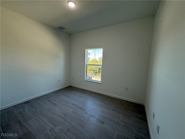 Building Photo - 2704 70th St W