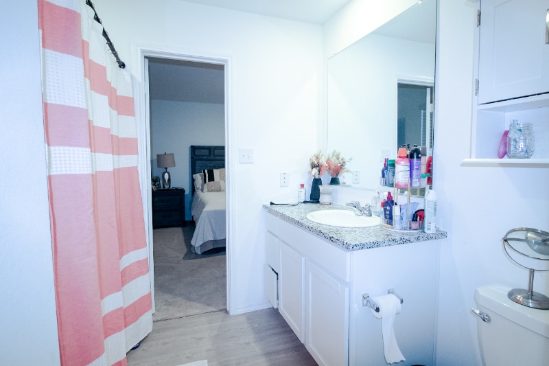 Building Photo - 15104 Bull Wagon Wy