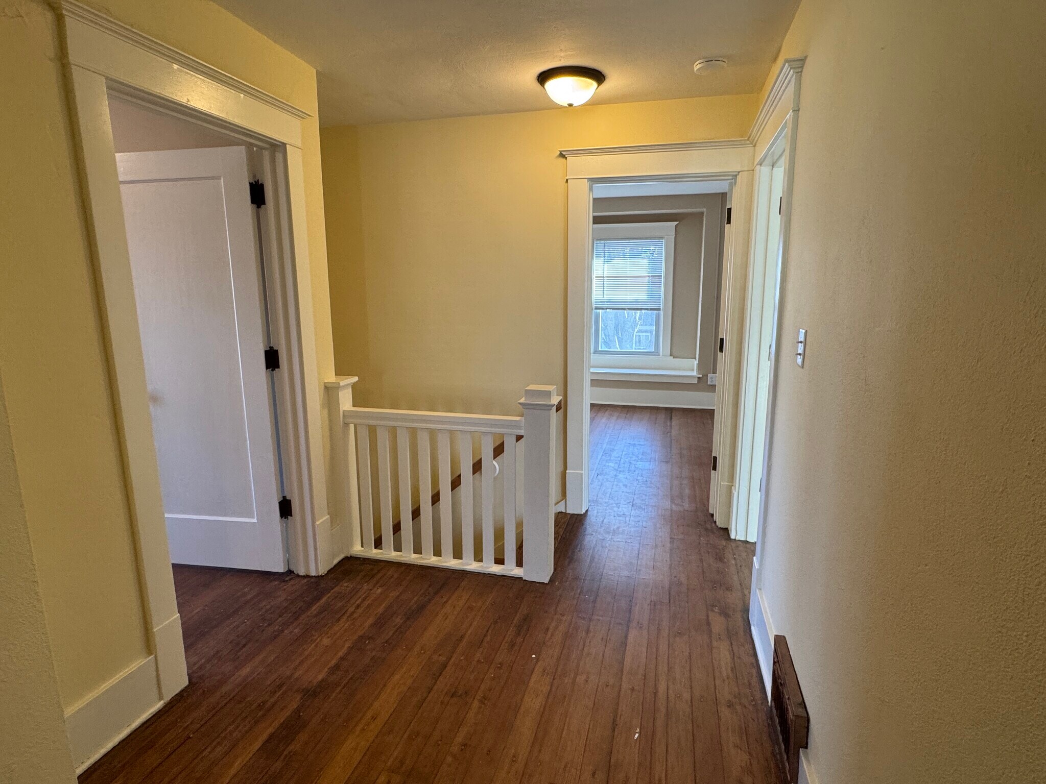 Building Photo - 2702 LeClaire St