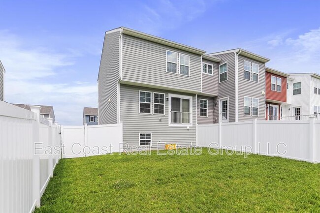 Building Photo - 40 Clifton Mnr