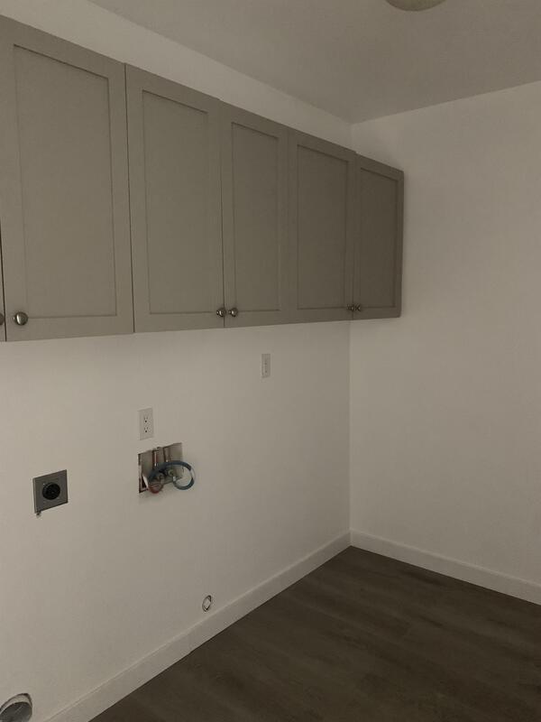 Building Photo - 210 Noble St