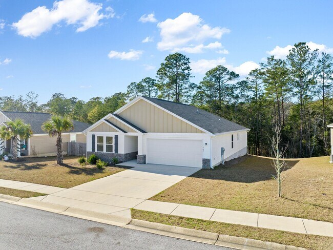 Building Photo - 462 Whispering Creek Ave