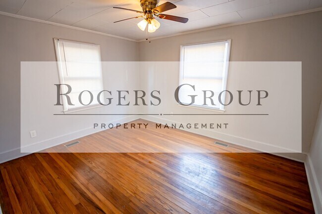 Building Photo - 1211 Parham St