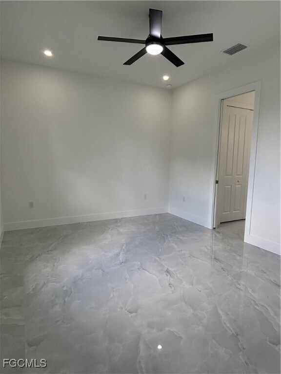 Building Photo - 358 Charwood Ave S
