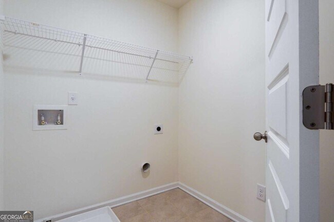 Building Photo - 2187 Foley Pk St