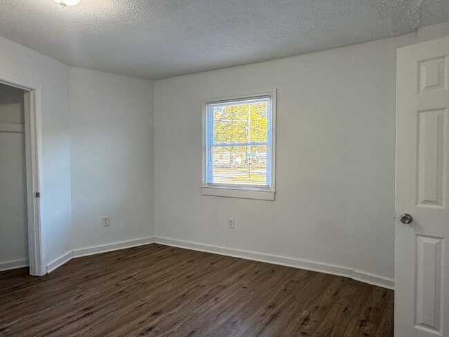 Building Photo - 3000 Courthouse Rd