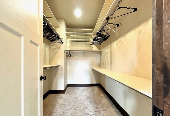 Building Photo - Charming 4-Bedroom Home with Spacious Lawn in Bozeman, MT!