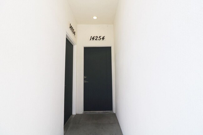Building Photo - 14252 Erwin St