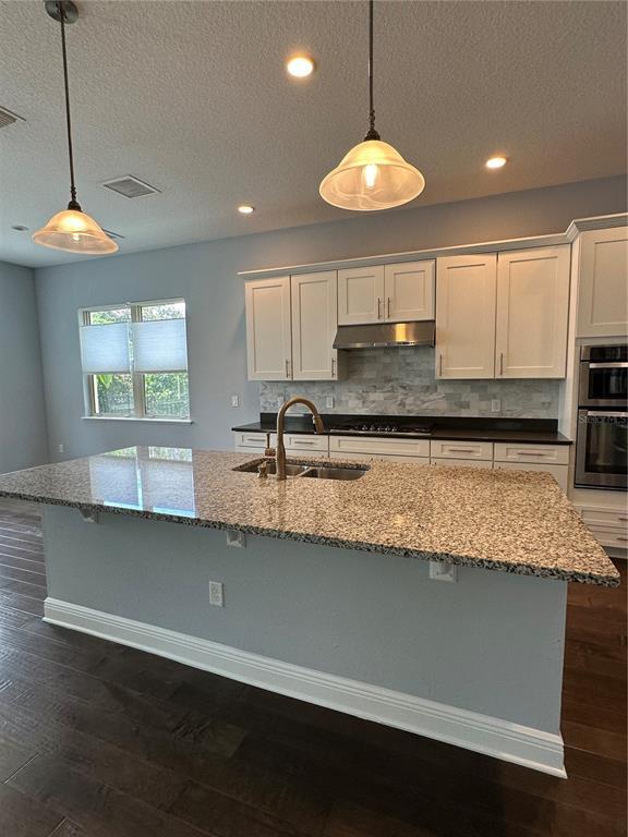 Building Photo - 15702 Shorebird Ln