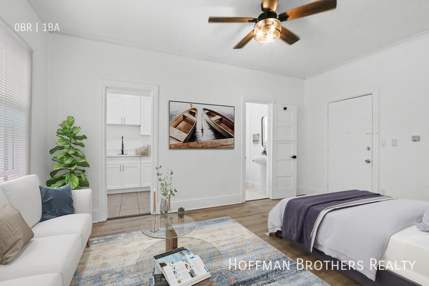 Building Photo - 1344 4th St