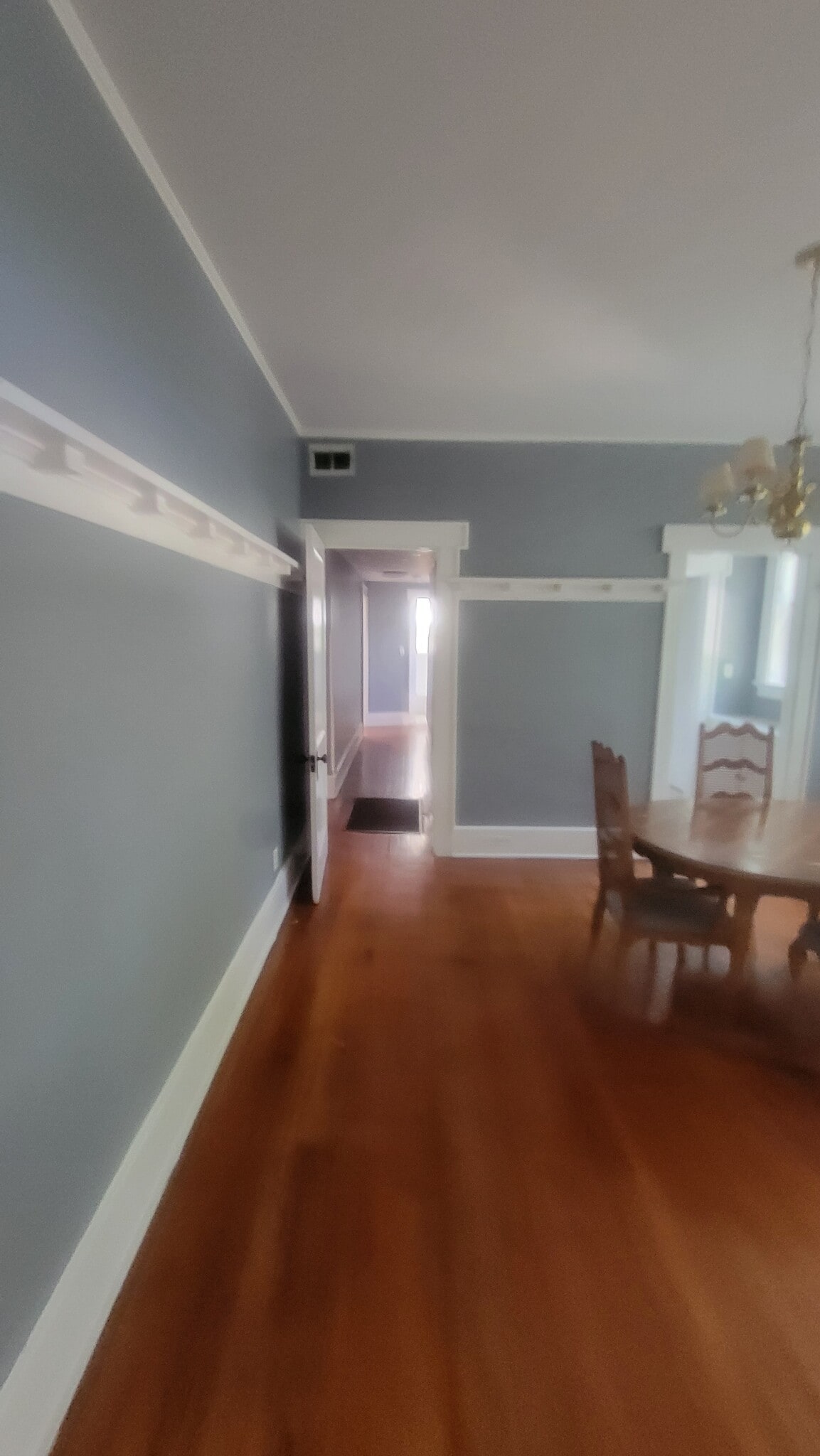 Building Photo - 148 W 6th St