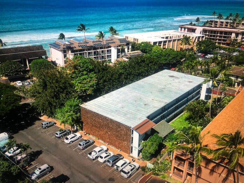 Building Photo - 3750 Lower Honoapiilani Rd