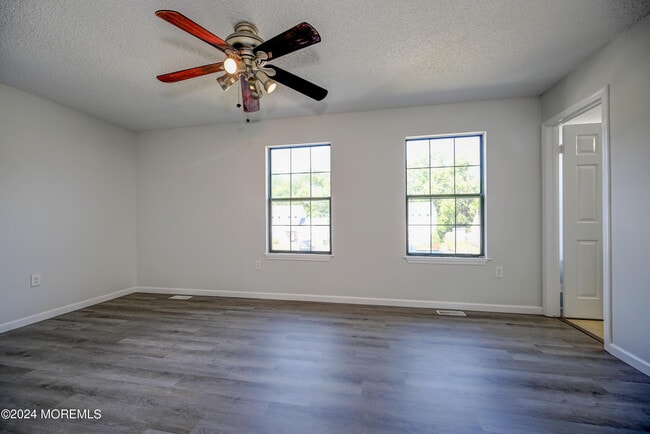 Building Photo - 44 Mariners Cove