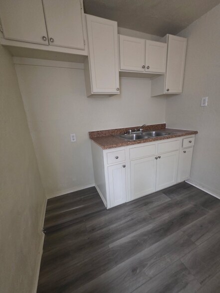 Building Photo - 24792 4th St