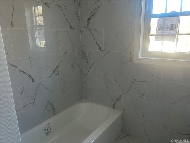 Building Photo - 15 Waldron Ave