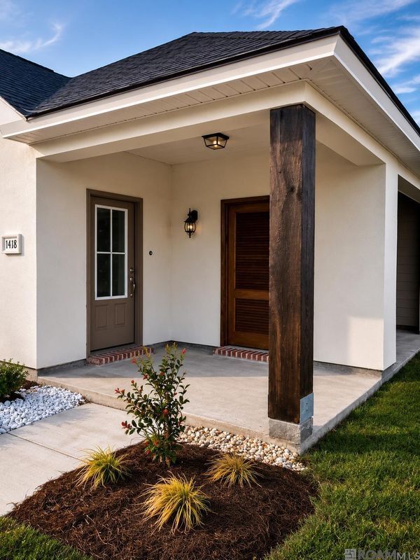 Building Photo - 1418 Gardenia Ln